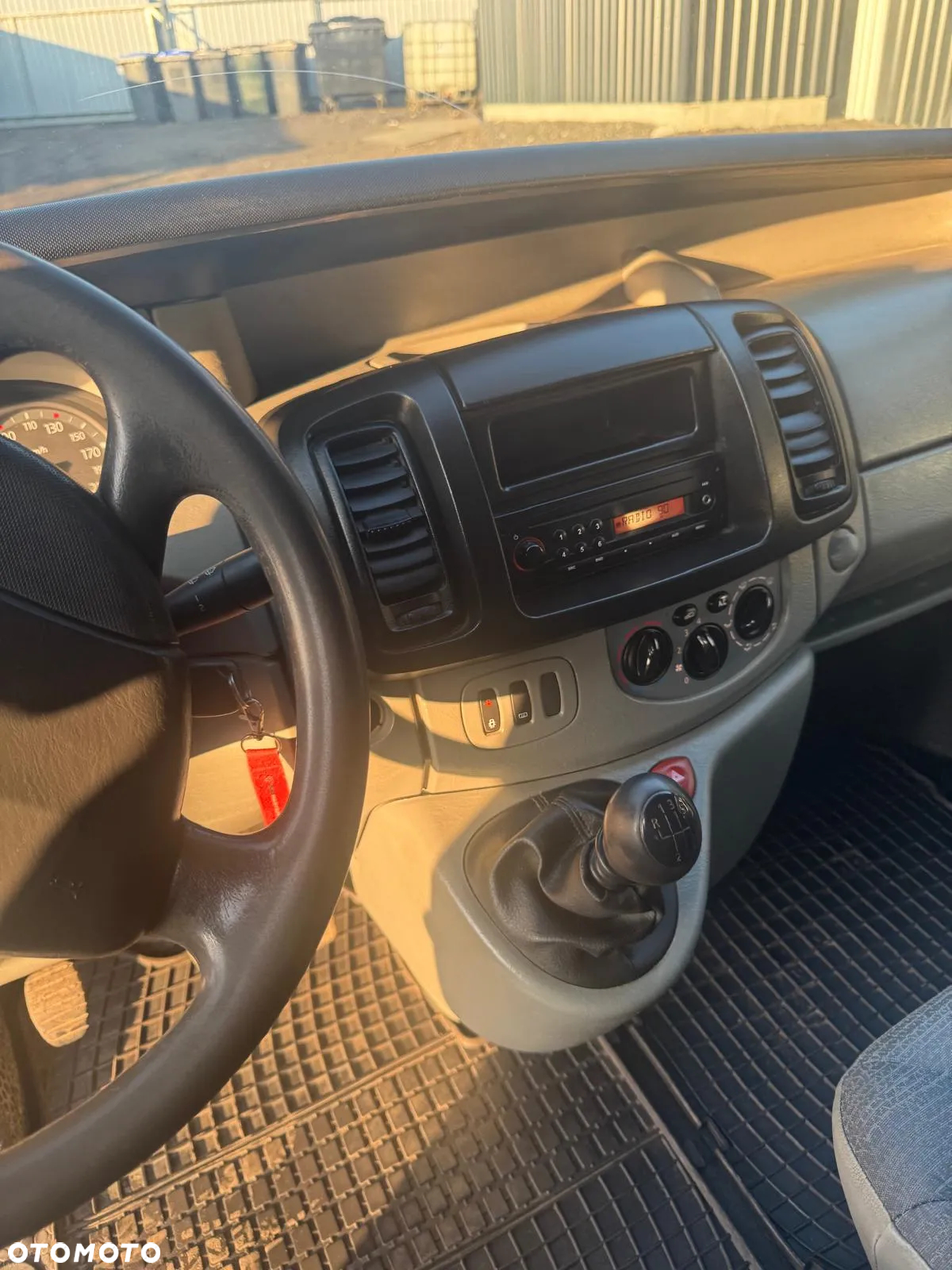 Renault Trafic dCi L1H1 Pack - 9