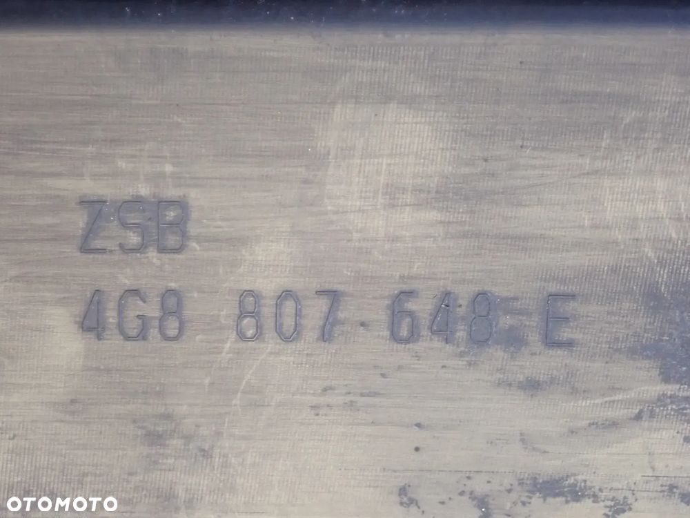 KRATKA HALOGENU PRAWY PRZÓD AUDI A7 C7  4G8807648E - 7