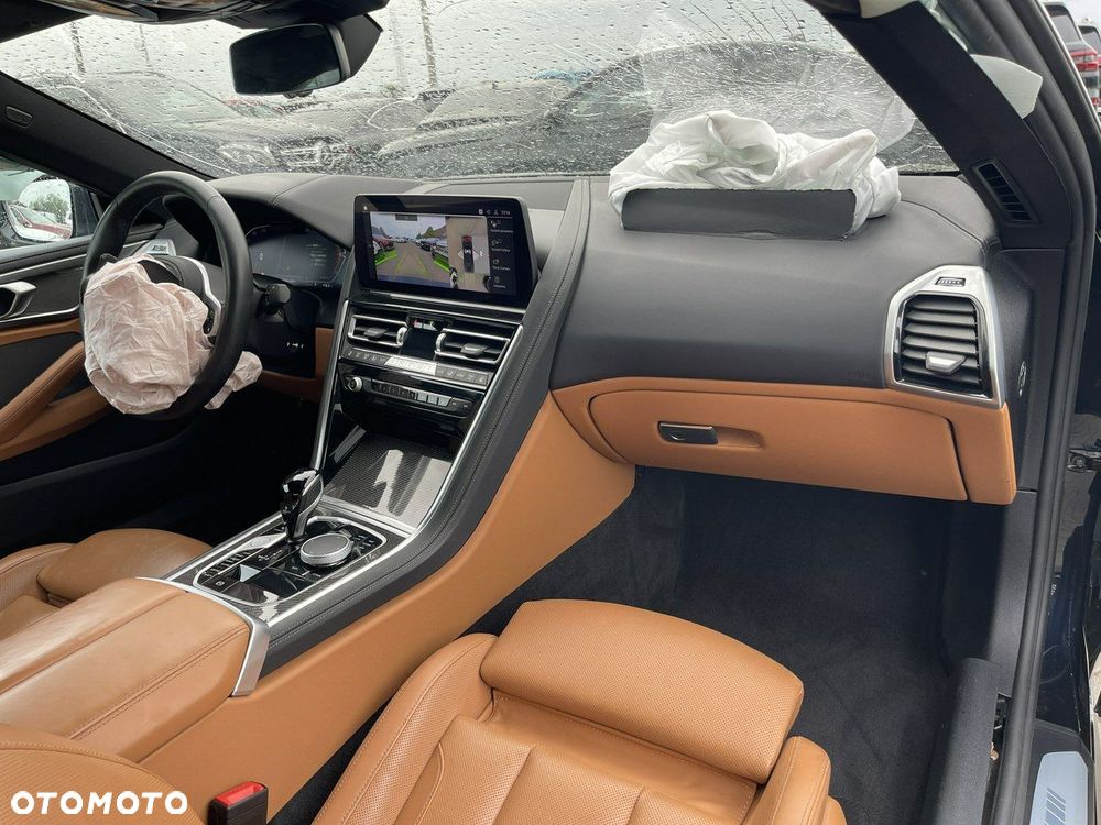 BMW Seria 8 840d xDrive mHEV - 13