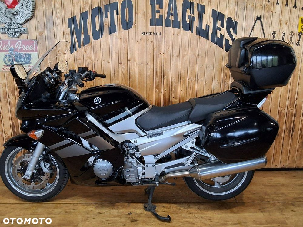 Yamaha FJR - 27
