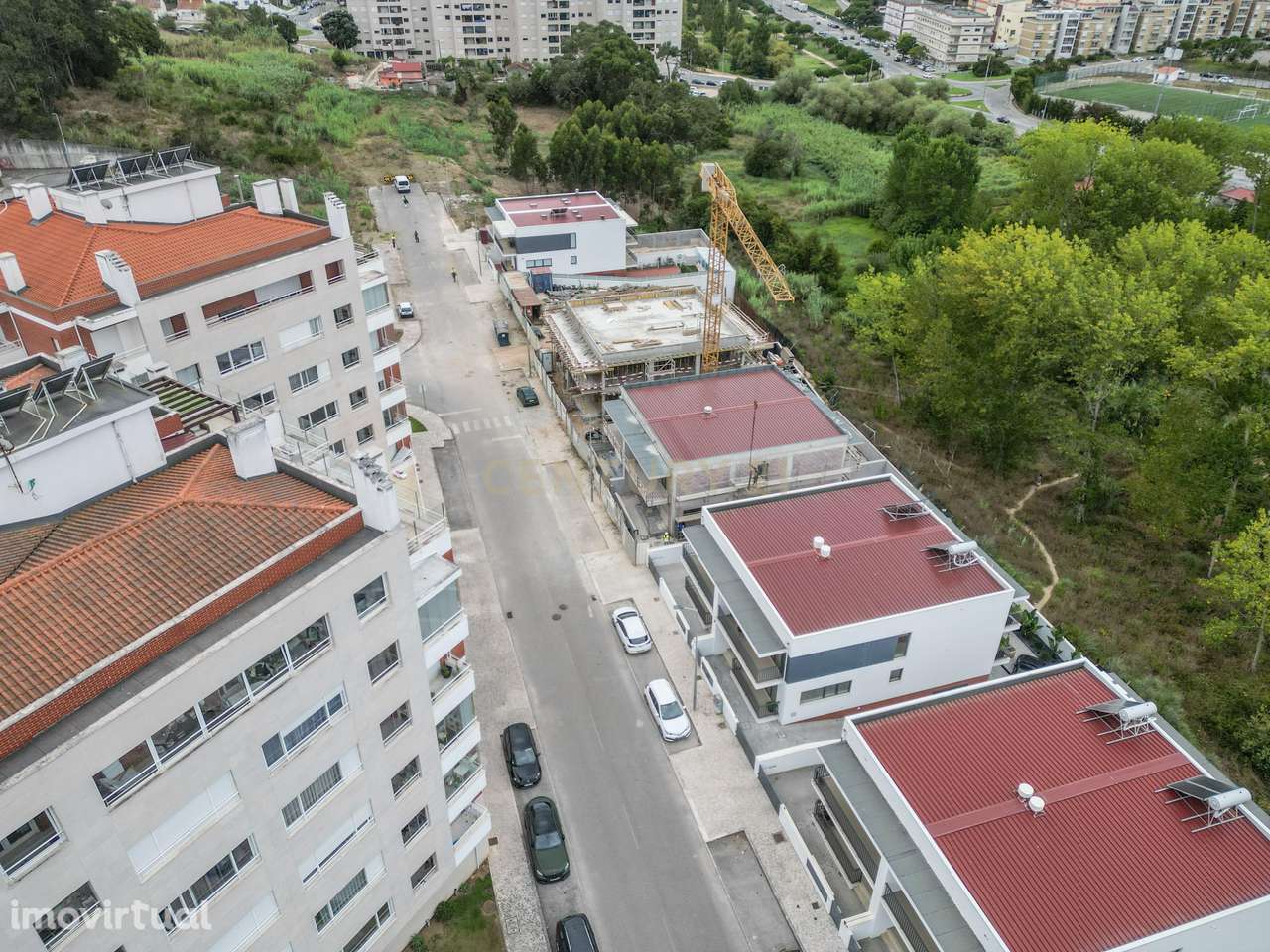 Apartamento T2  com Churrasqueira, Terraço e 2 de Parqueamentos - Grande imagem: 4/31