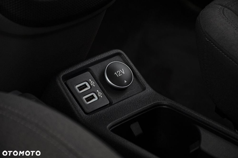 Ford Tourneo Connect Grand - 36