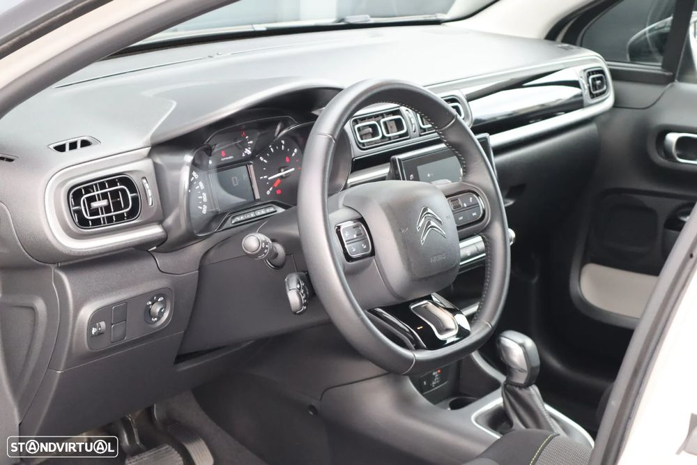 Citroën C3 1.2 PureTech Shine EAT6 - 13