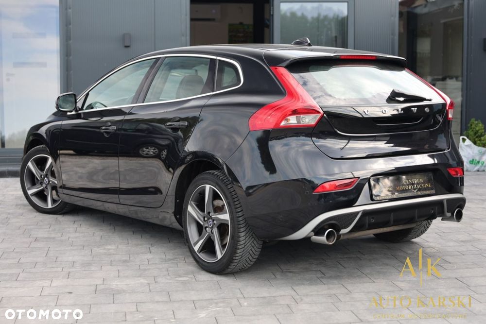 Volvo V40 - 15