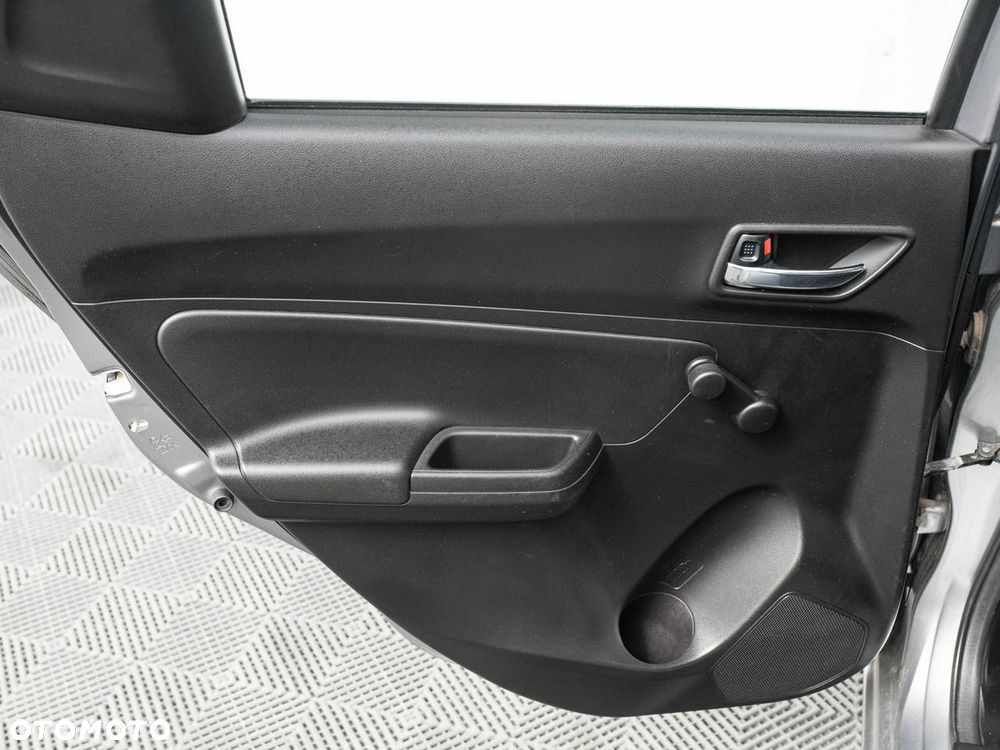 Suzuki Swift - 19