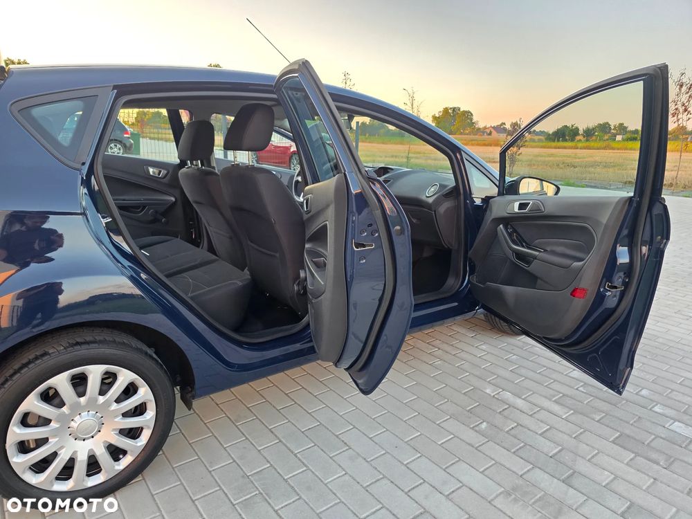 Ford Fiesta 1.25 Trend - 27