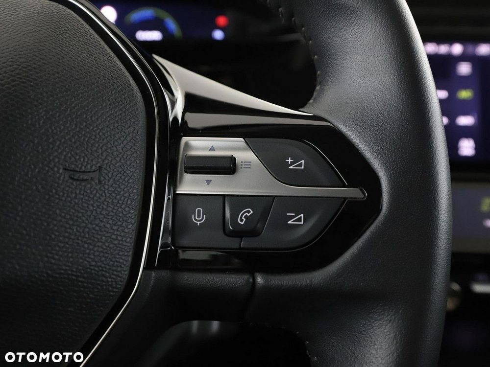 Peugeot 308 1.6 Hybrid PHEV Allure Pack EAT8 - 34