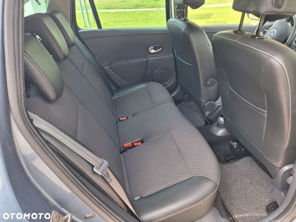 Renault Clio - 6