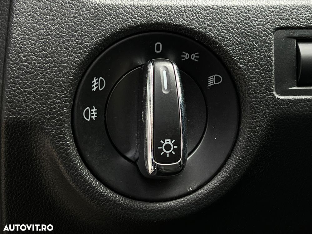 Skoda RAPID 1.6 TDI Ambition - 19