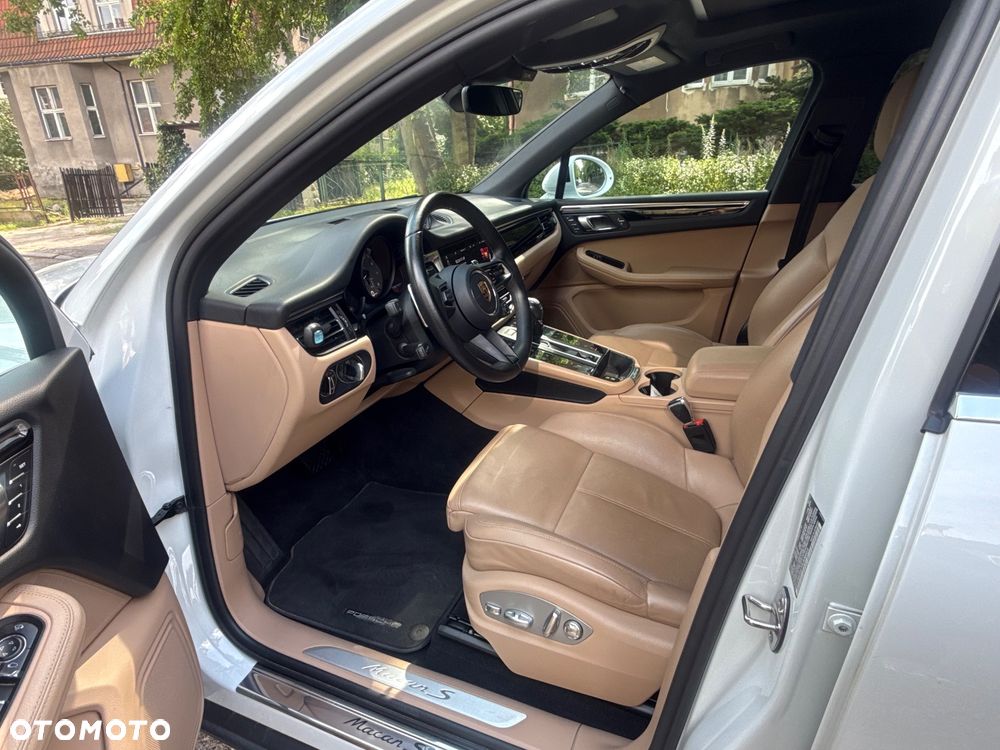 Porsche Macan S - 11