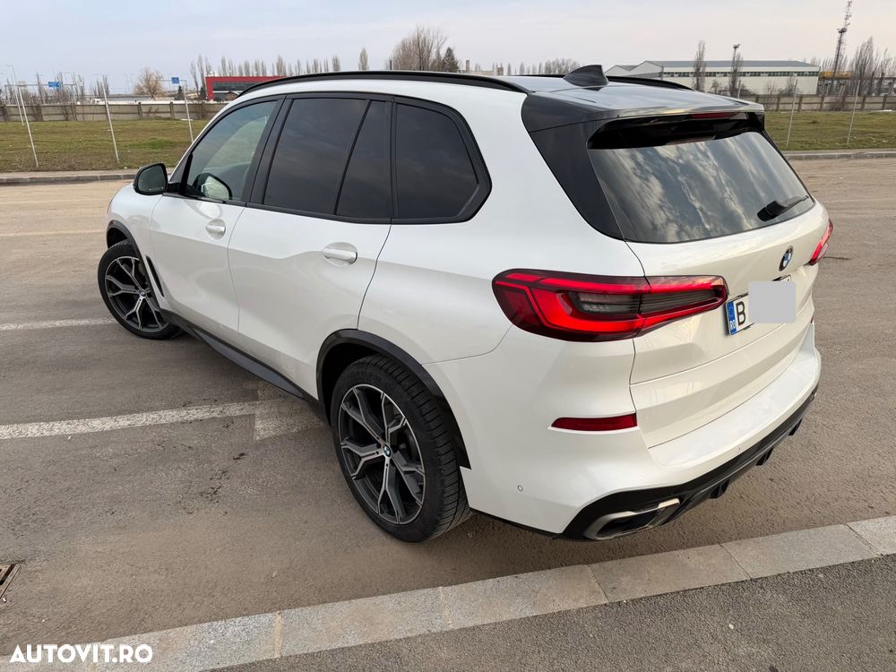BMW X5 M M50i - 6