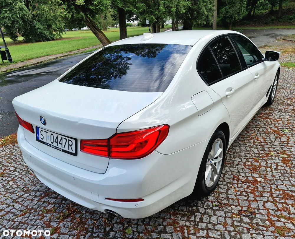 BMW Seria 5 520d Luxury Line - 15