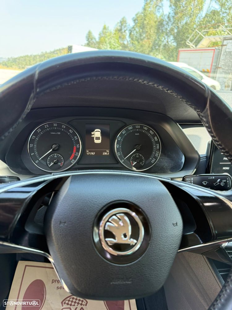 Skoda Octavia 2.0 TDI Tour - 1