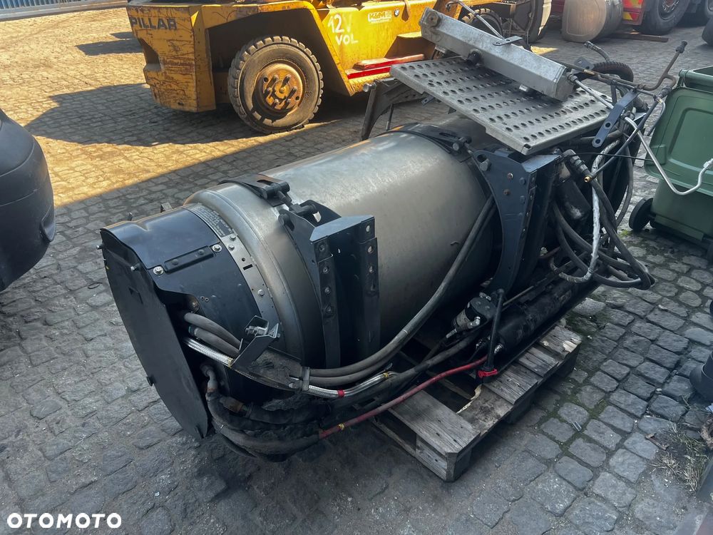 ZBIORNIK LNG VOLVO FH 5 FH 4 KOMPLETNY SZCZELNY - 2