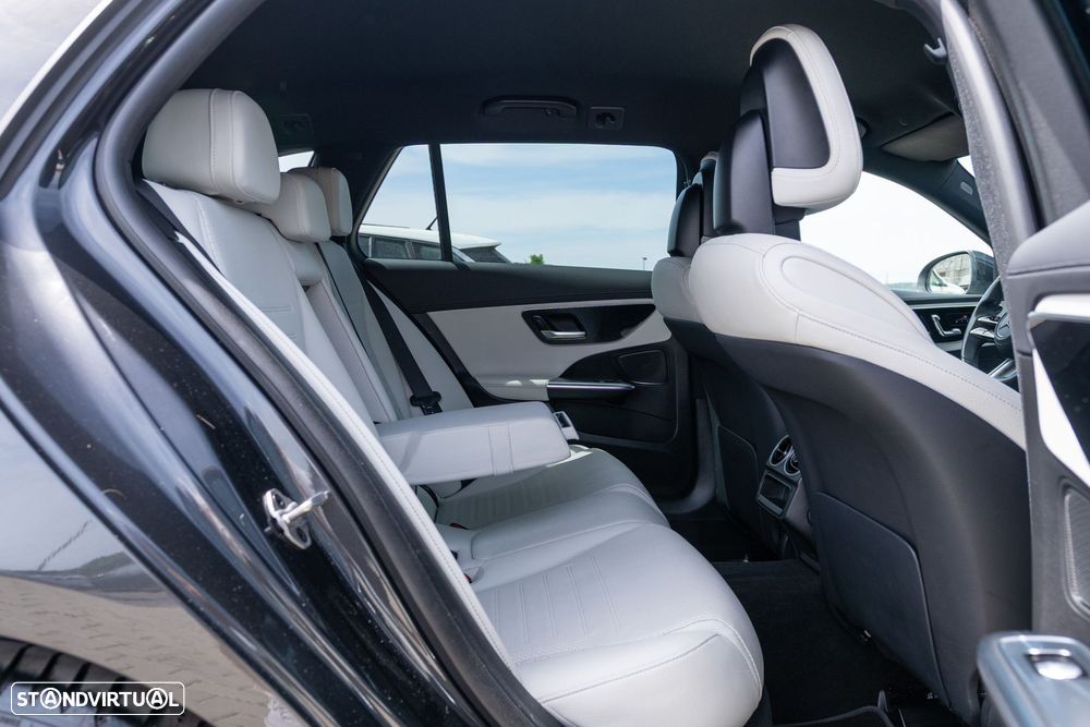 Mercedes-Benz C 300 d AMG Line - 16
