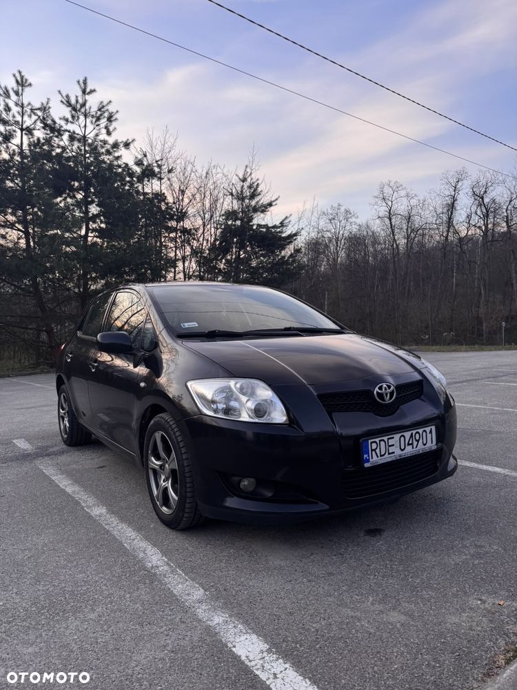 Toyota Auris 2.0 D-4D Luna - 2