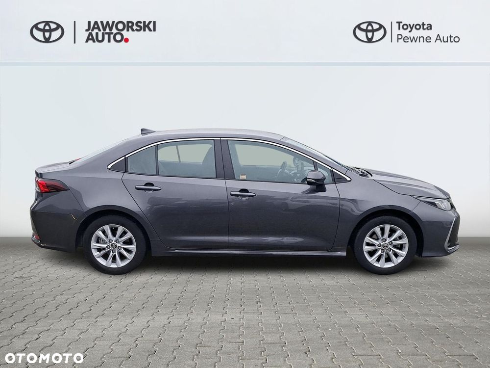 Toyota Corolla - 17