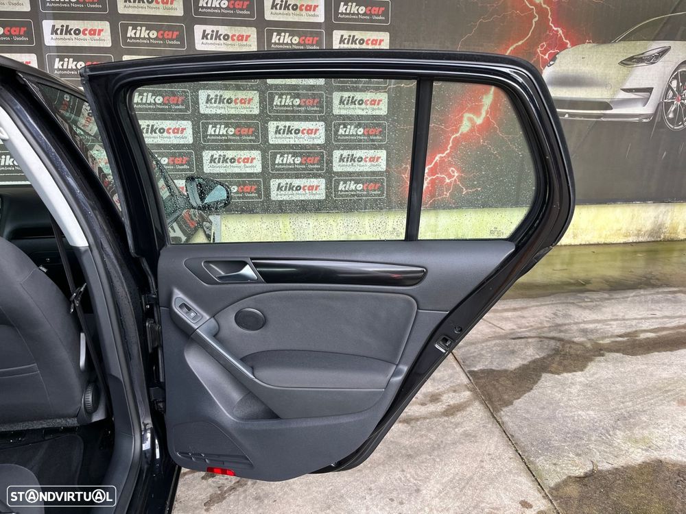 VW Golf 1.6 TDi Edition - 36