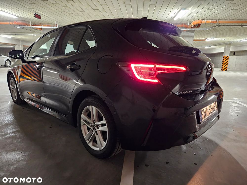 Toyota Corolla - 5