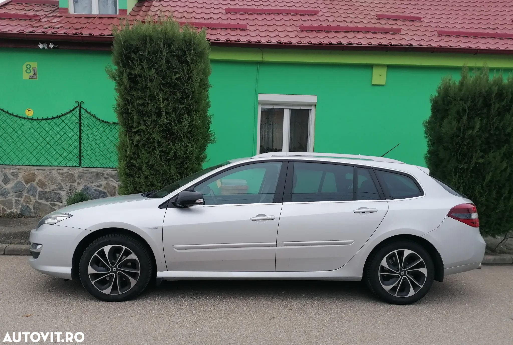 Renault Laguna Grandtour dCi 110 FAP EDC Bose Edition - 3