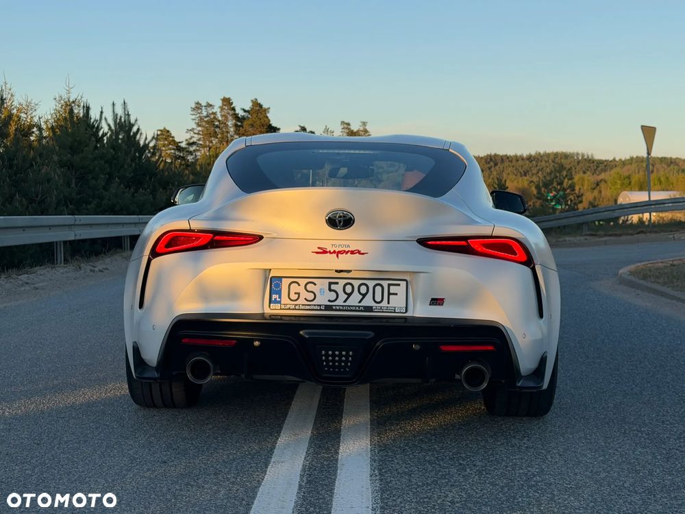 Toyota Supra - 36