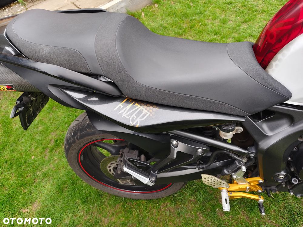 Yamaha FZ6 - 3