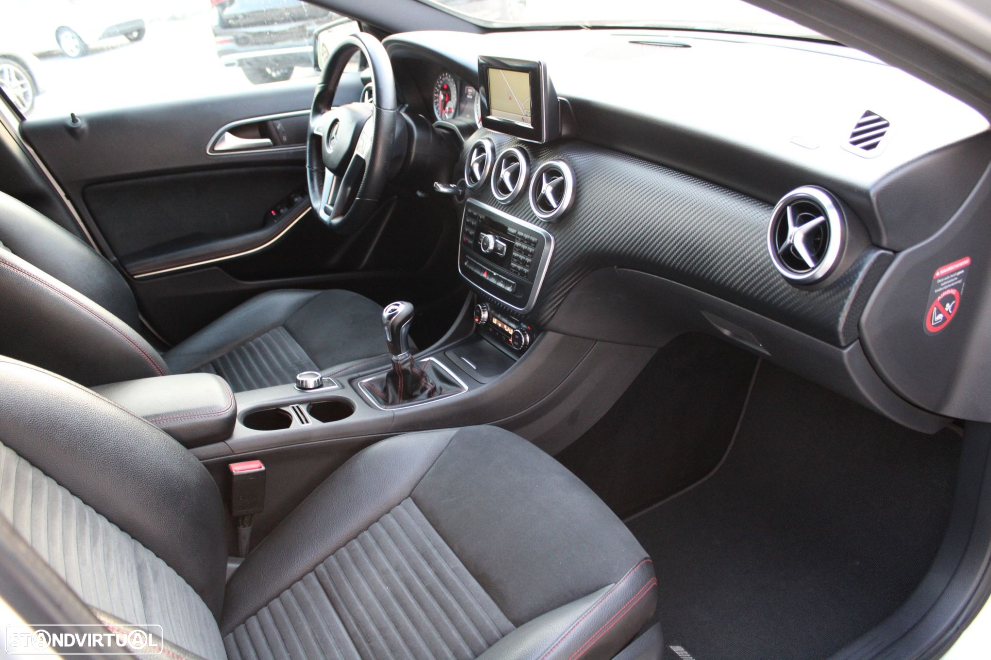 Mercedes-Benz A 200 - 11