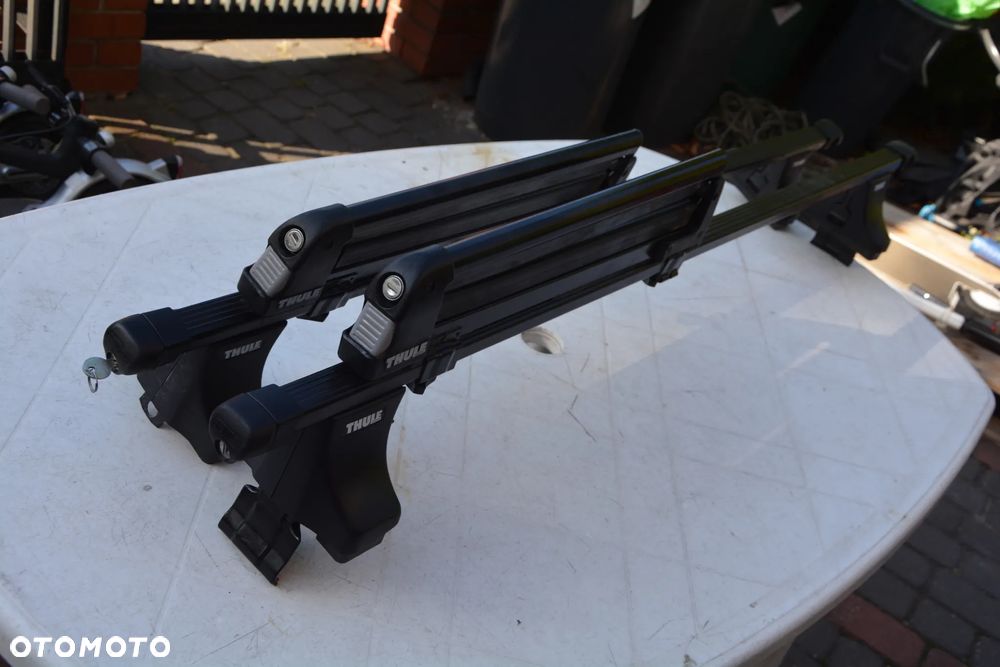 VW Golf 4 3 drzwi   bagażnik dachowy plus uchwyt na 3 pary nart - 3