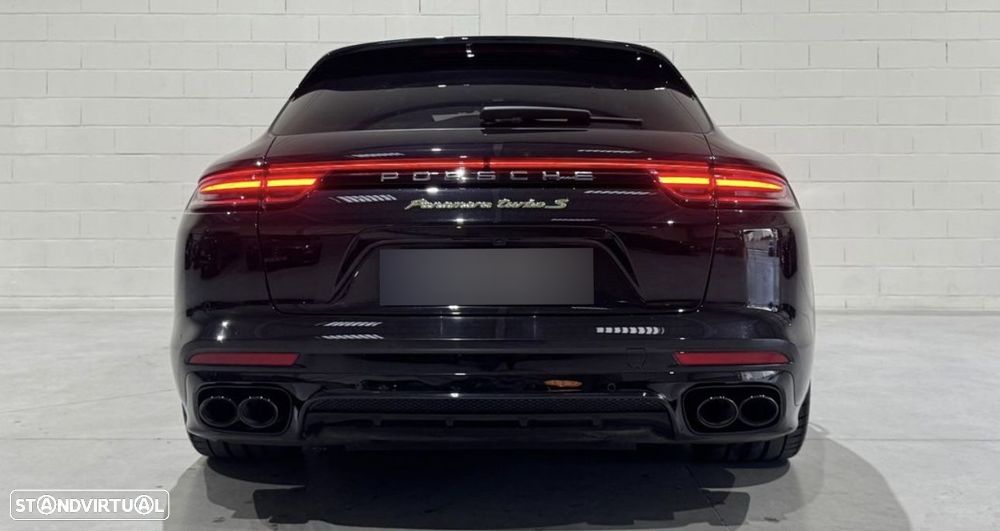 Porsche Panamera Sport Turismo Turbo S E-Hybrid - 4