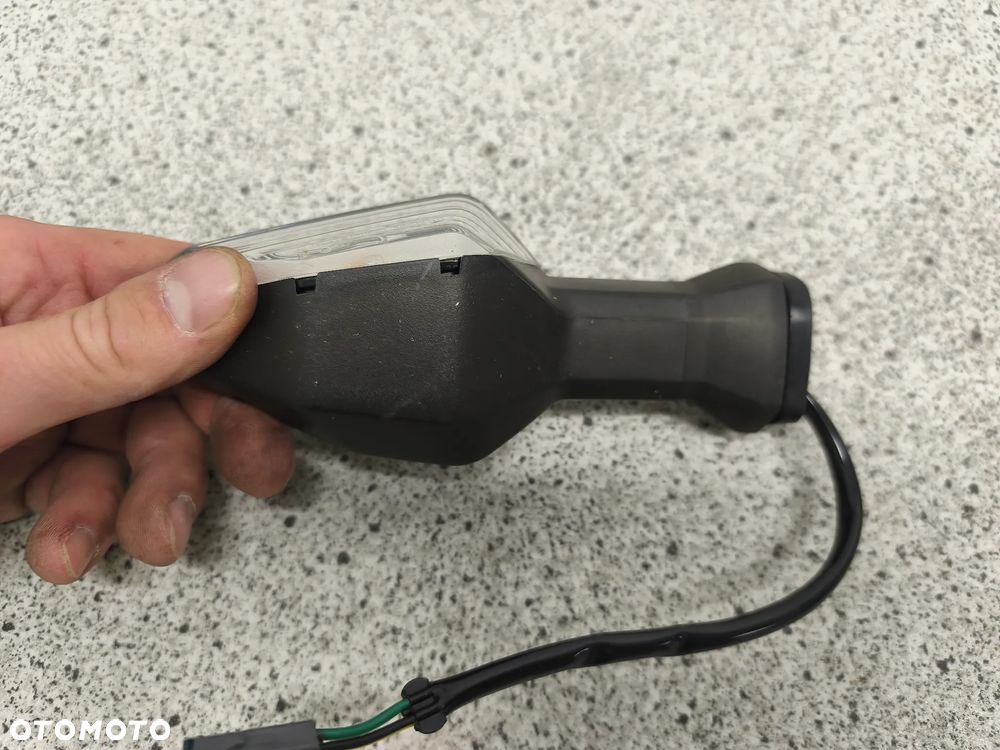 Kierunkowskaz prawy przód Kawasaki Ninja 125 Z125 Z 125 - 4