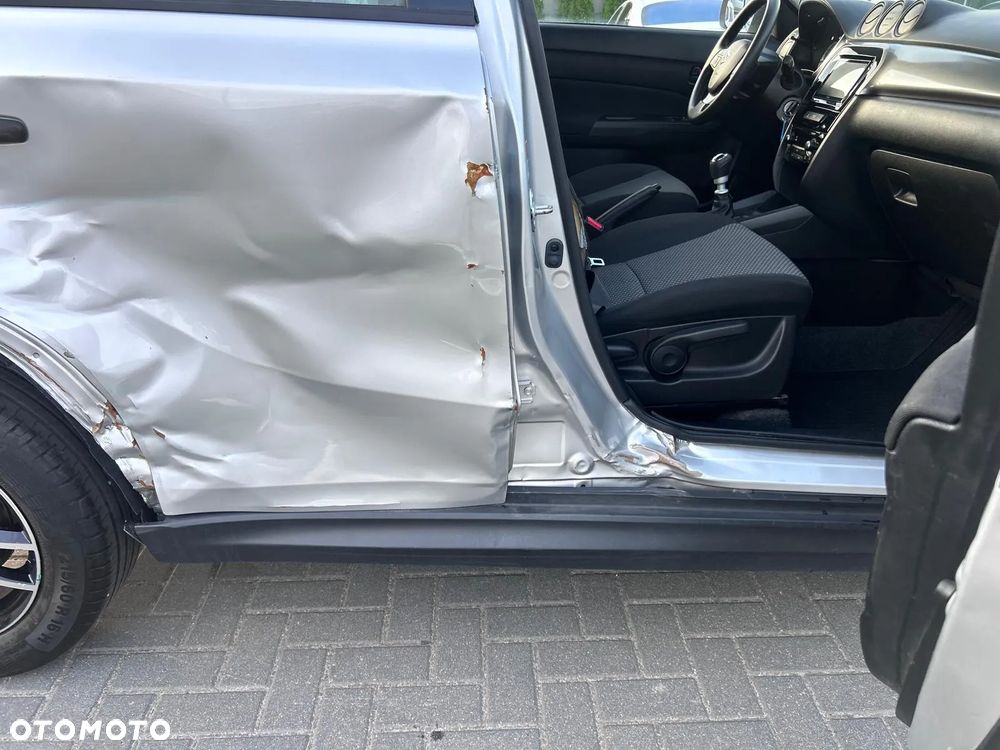Suzuki Vitara 1.4 Boosterjet SHVS Comfort Plus 2WD - 13