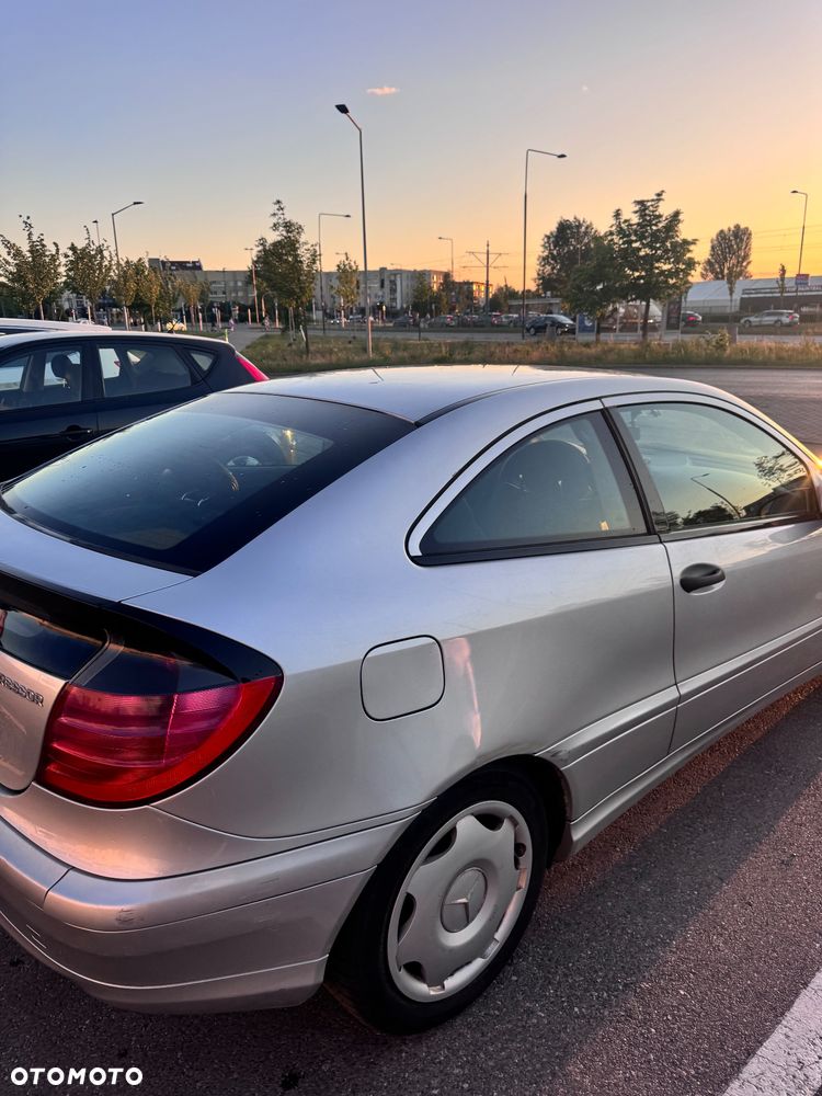Mercedes-Benz Klasa C - 4