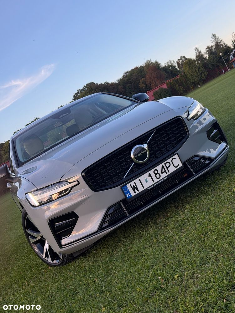 Volvo S60 B5 B Ultimate Dark - 20