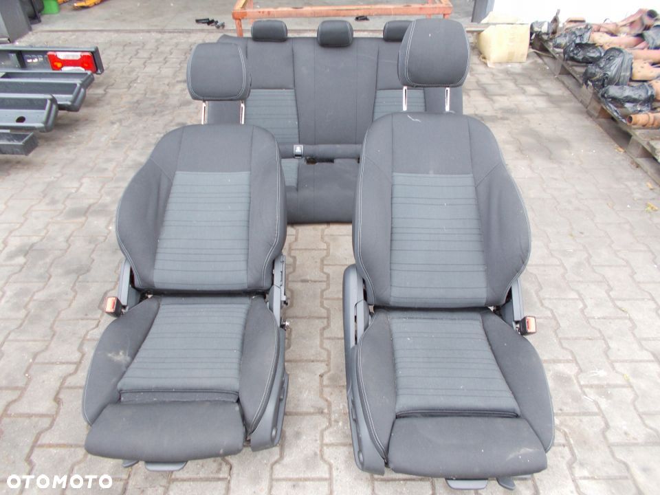 FOTELE KPL.MERCEDES C-KLASA W205 - 1