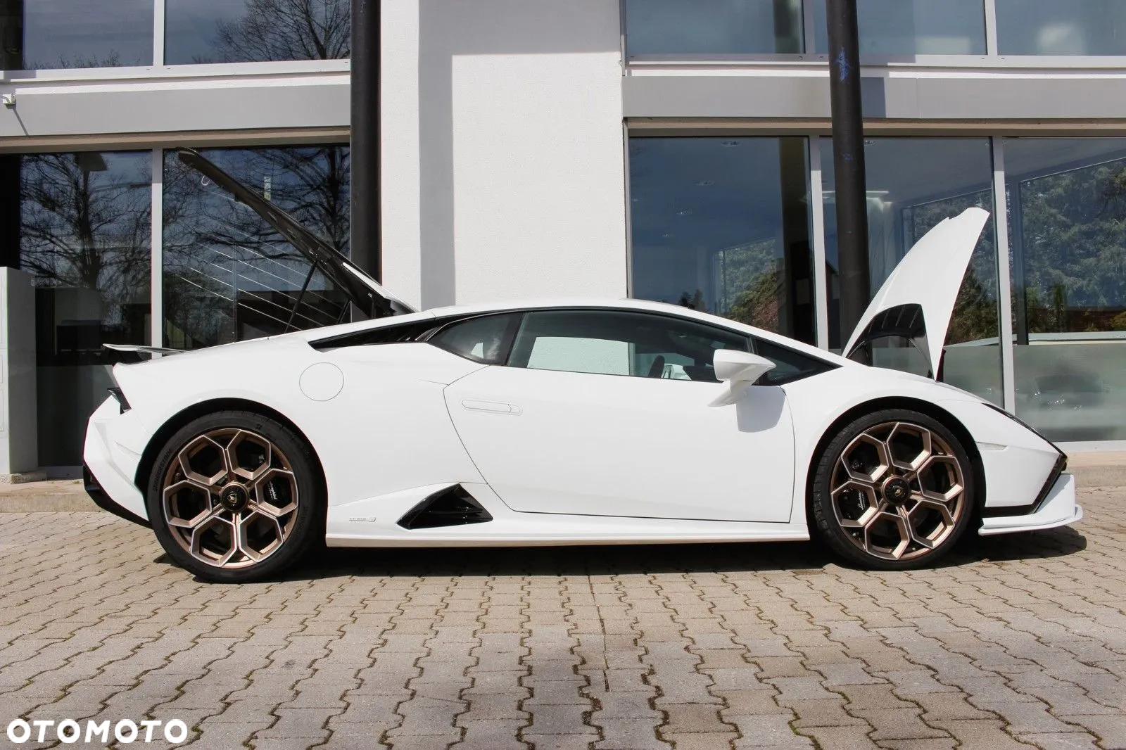 Lamborghini Huracan - 8