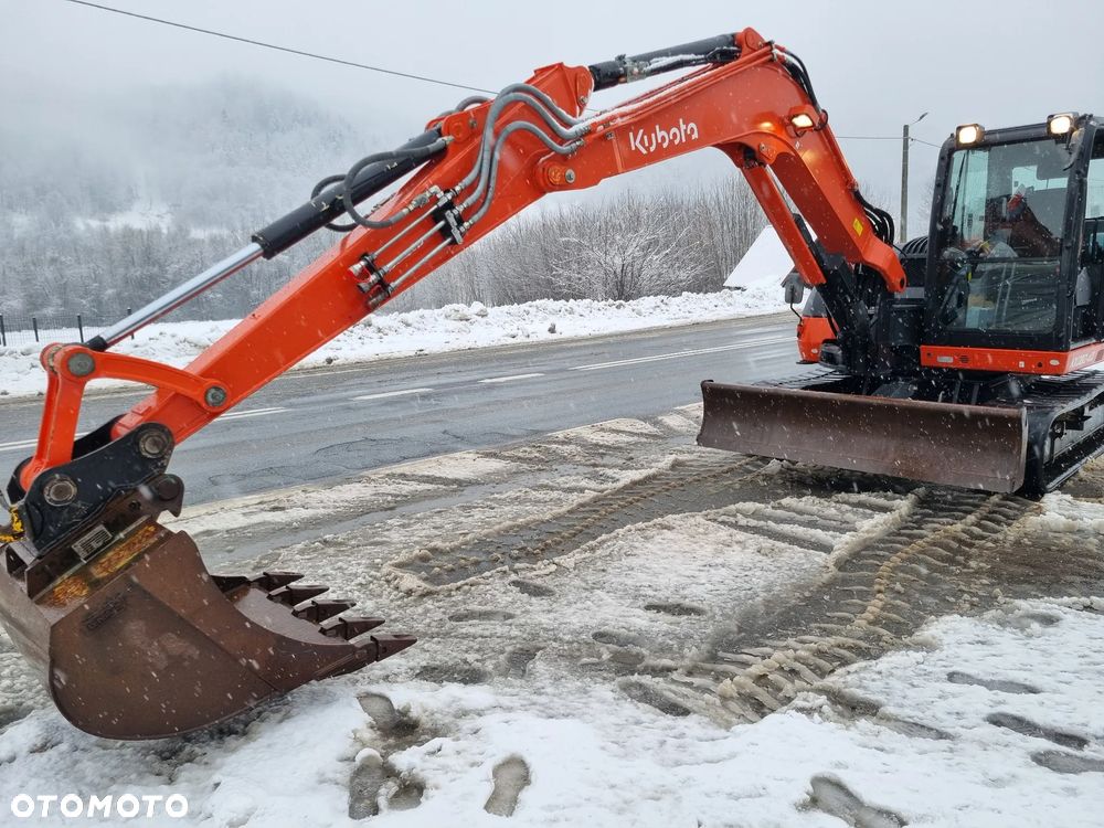Kubota KX080-4 Koparka Gąsienicowa 8,5 tony długie ramię PLUS. Maszyna jak Nowa z Salonu. Dekra 2026r Dokumenty serwisowe książka! Import Norwegia! Klima. Pompa Tankowania. Ani deka luzów i wycieków! Silnik 4 cyl. 75 km.  Niski Oryginalny Przebieg 3960 mtg. Dodatkowe linie Hydra. Radio Bluetooth! - 12