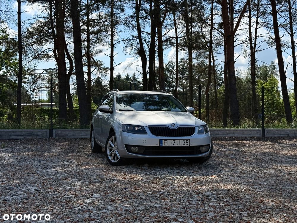 Skoda Octavia 2.0 TDI Style DSG - 1