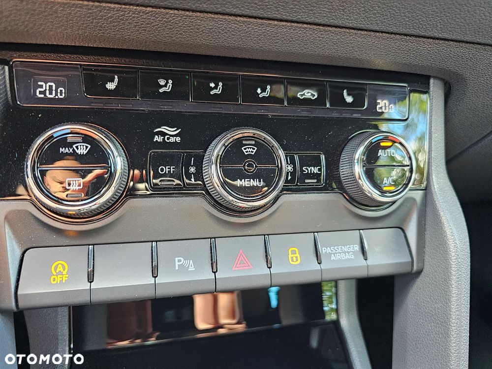 Skoda Karoq 2.0 TSI 4x4 DSG Sportline - 18