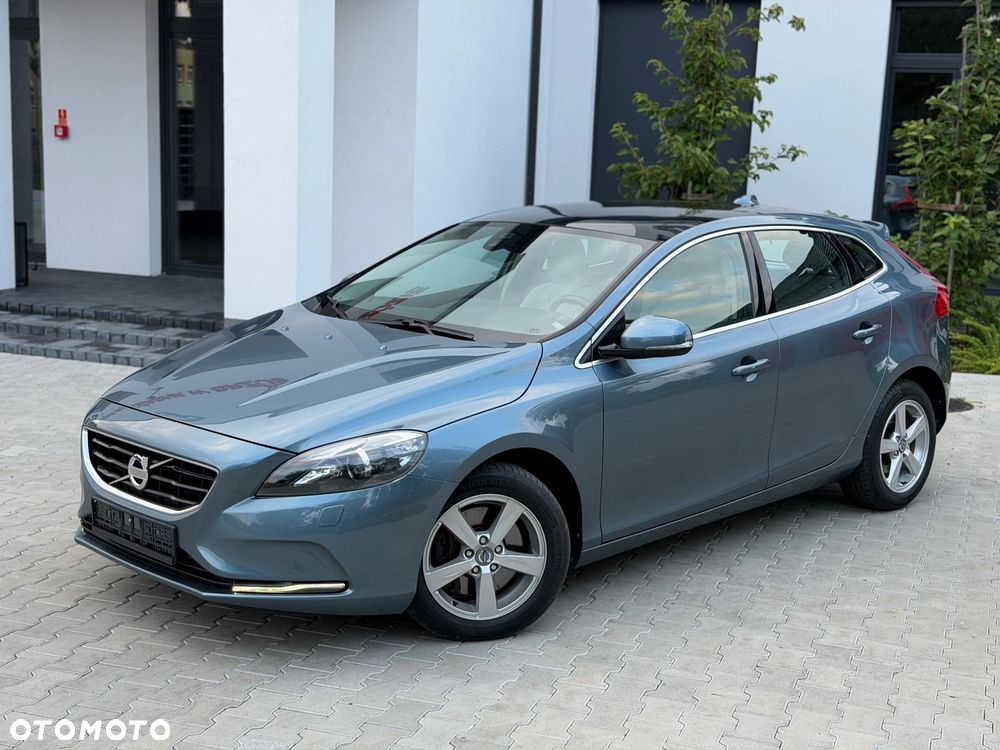 Volvo V40 T5 Geartronic Summum - 2