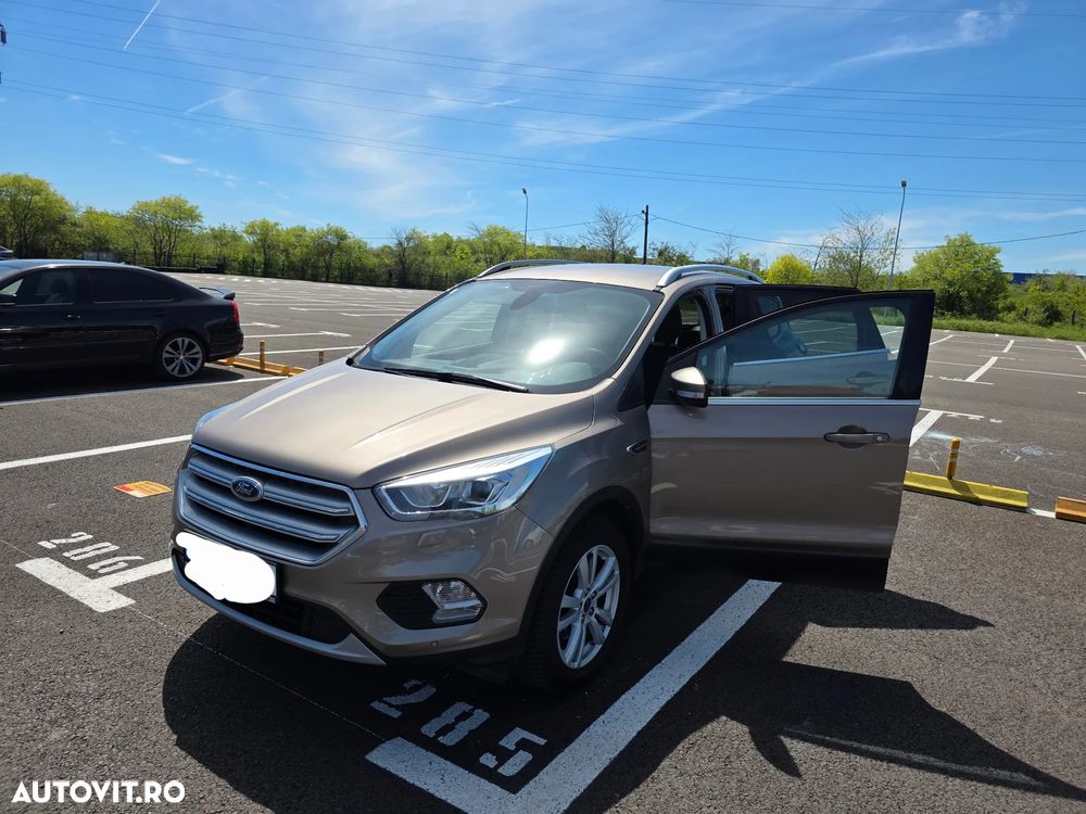 Ford Kuga - 13