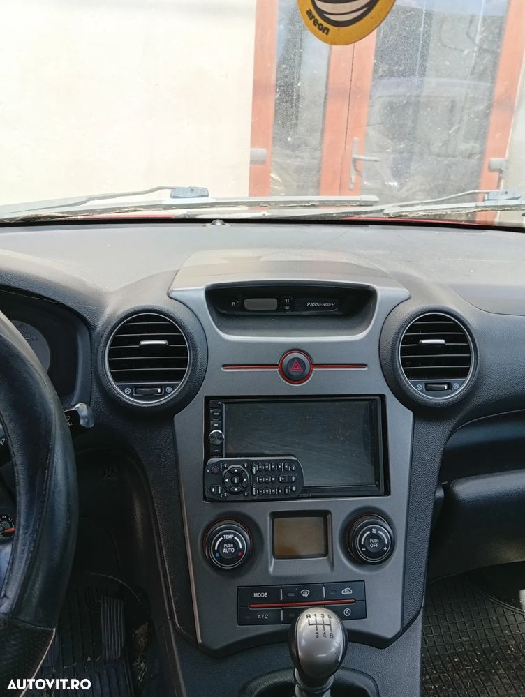 Dezmembrez  KIA CARENS 2008 2.0 CRDI 140 CP E4 - 6