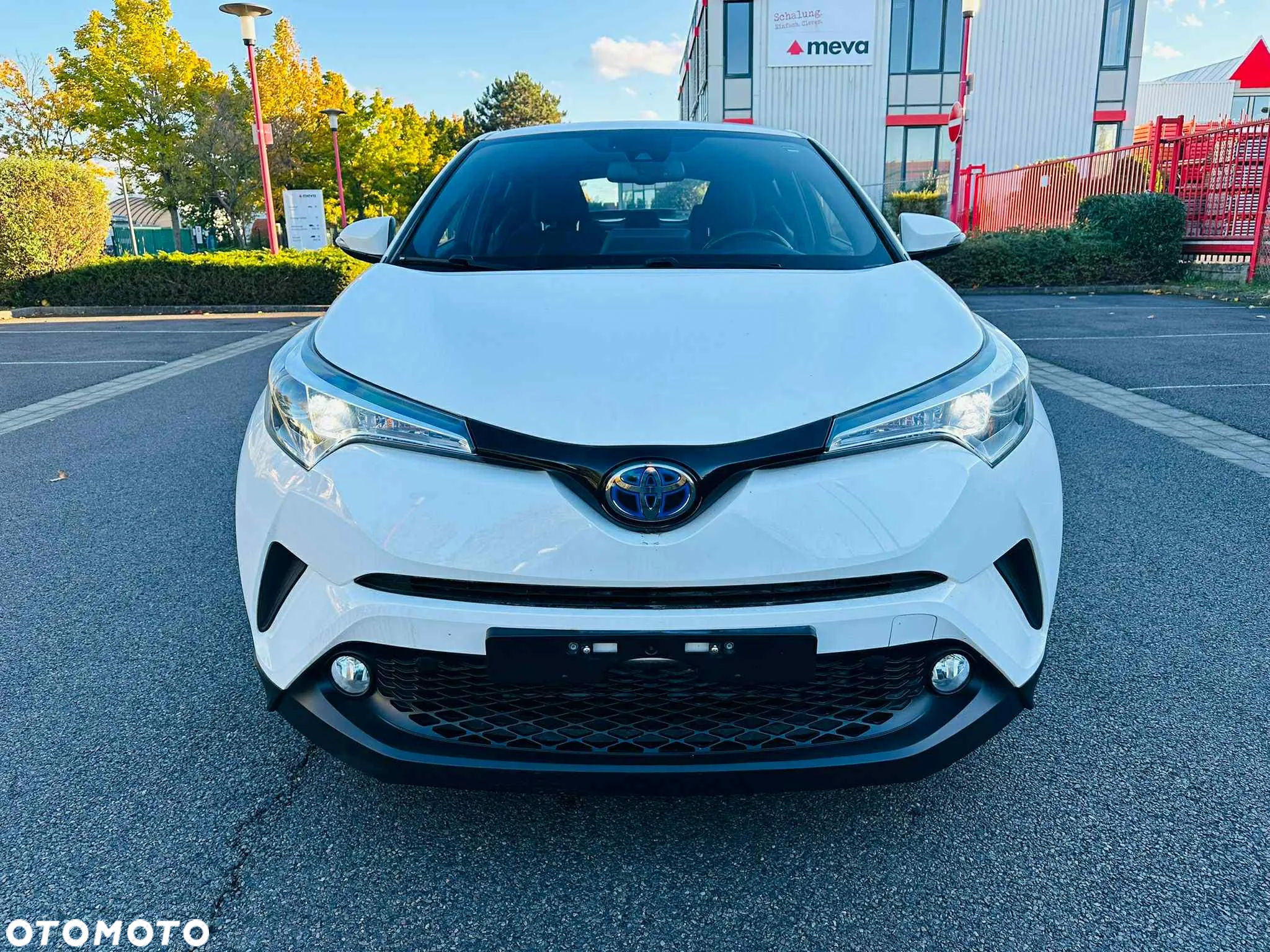 Toyota C-HR - 10