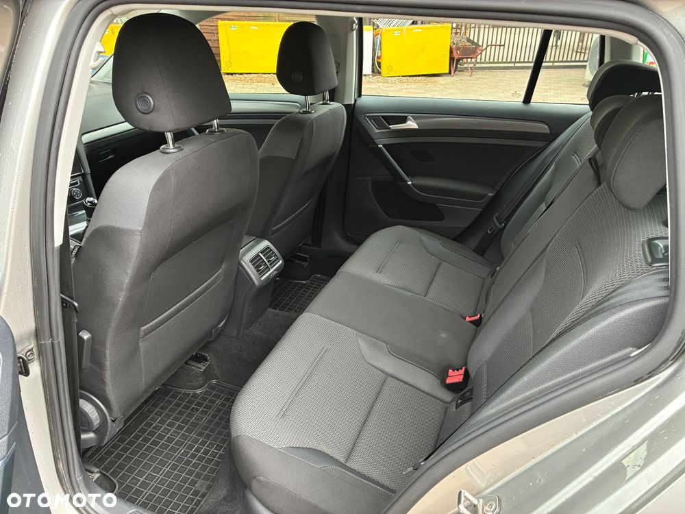 Volkswagen Golf 1.6 TDI BMT Comfortline - 7