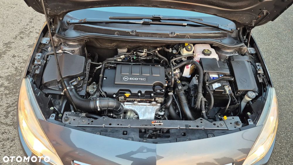 Opel Astra 1.4 Turbo - 22