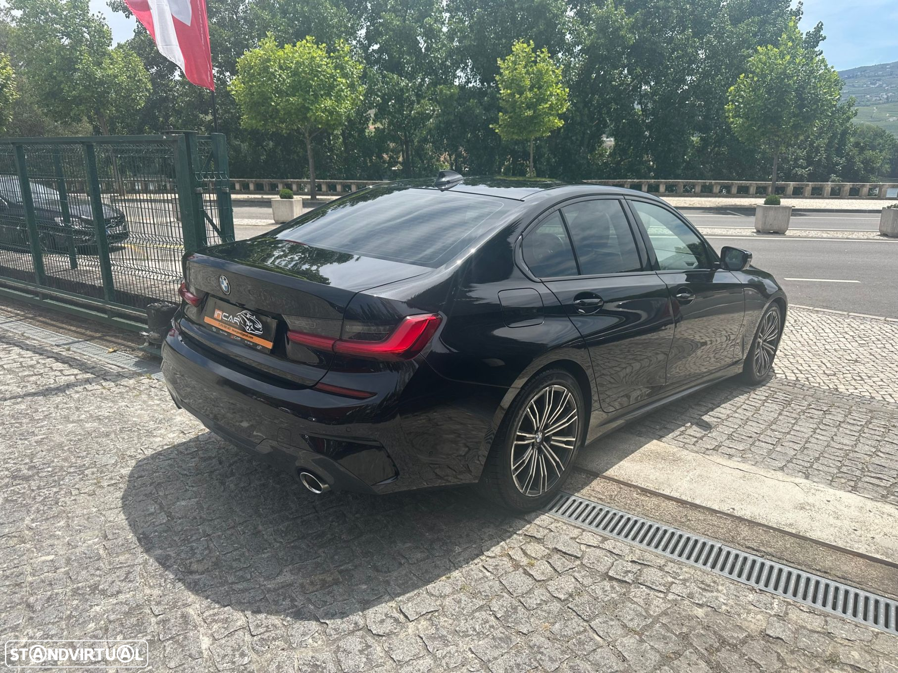 BMW 320 d Pack M Auto - 4
