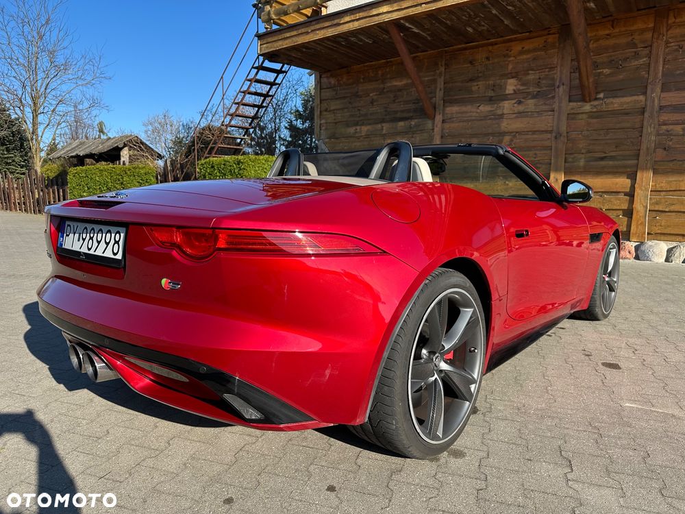 Jaguar F-Type S - 13