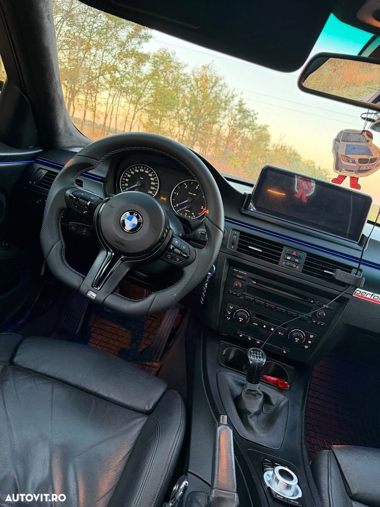 BMW Seria 3 320d - 6