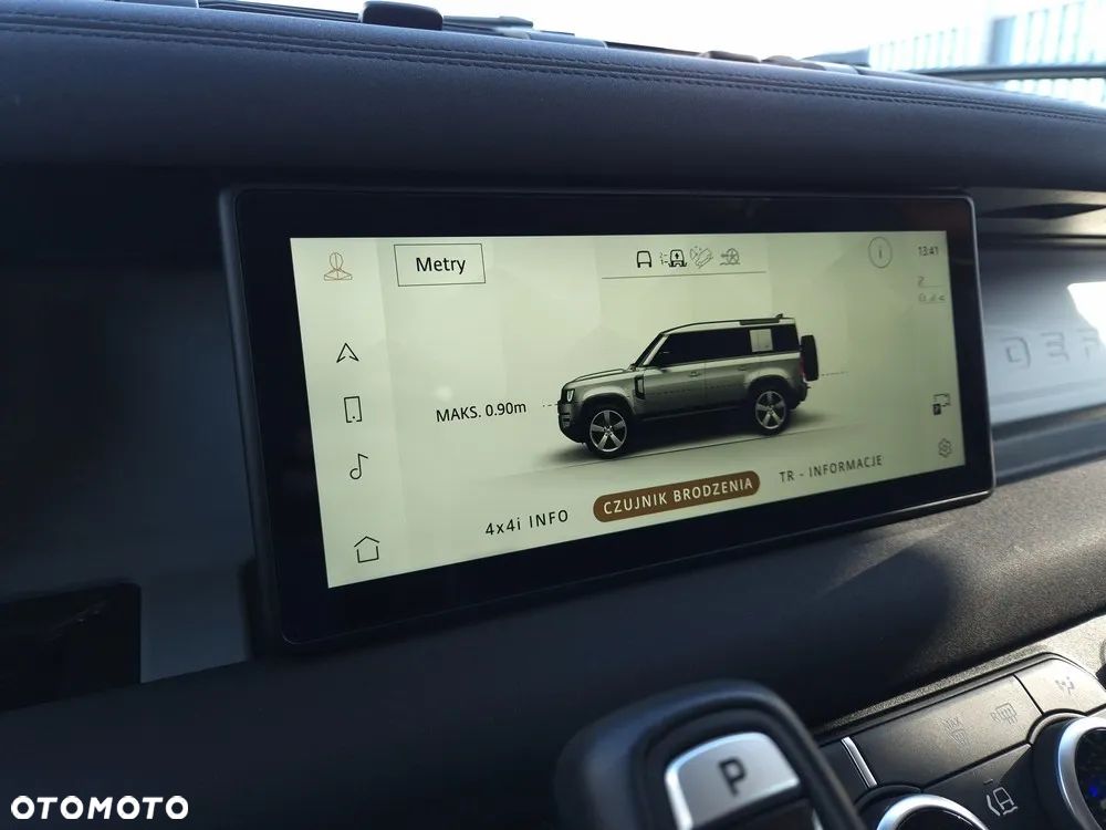 Land Rover Defender - 19