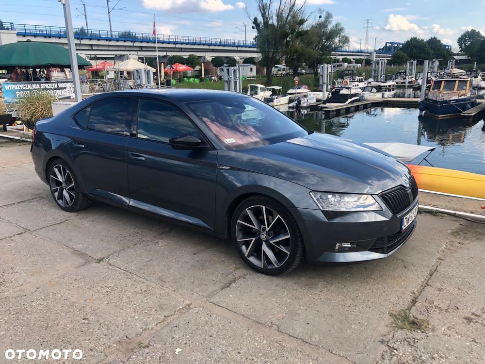 Skoda Superb 2.0 TDI Sportline DSG - 1