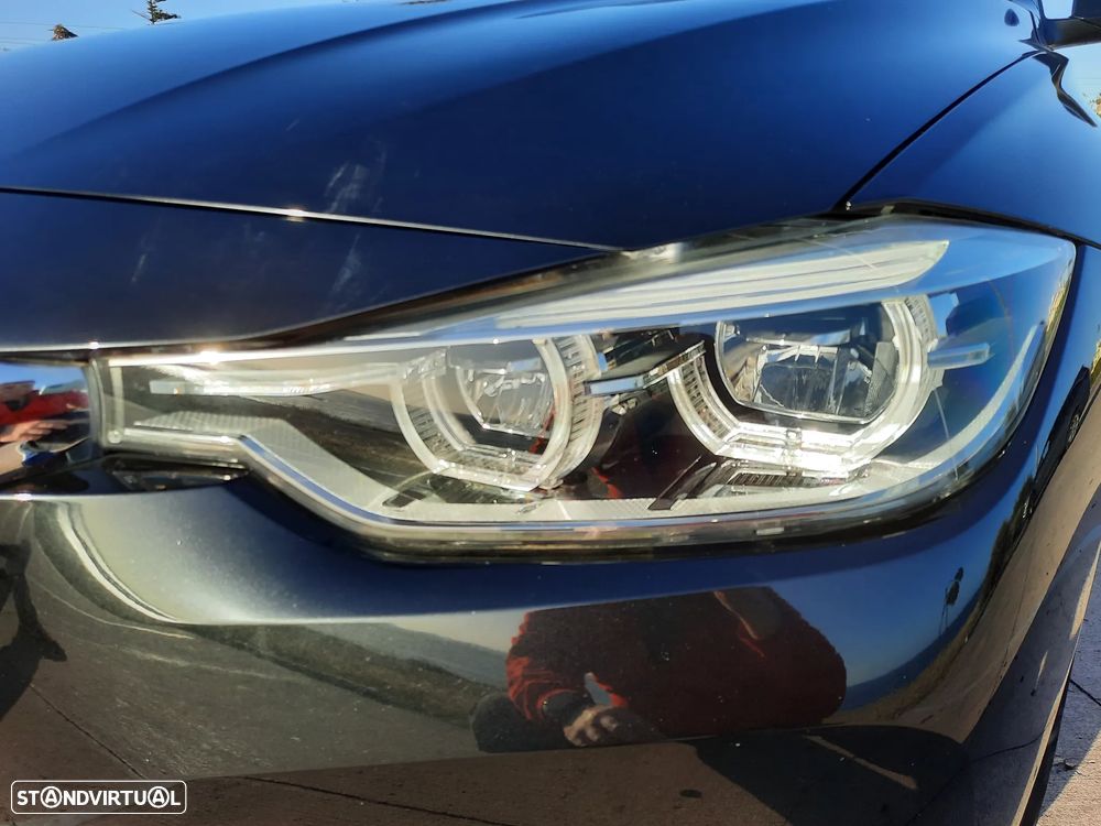 BMW 318 d Line Luxury Auto - 2